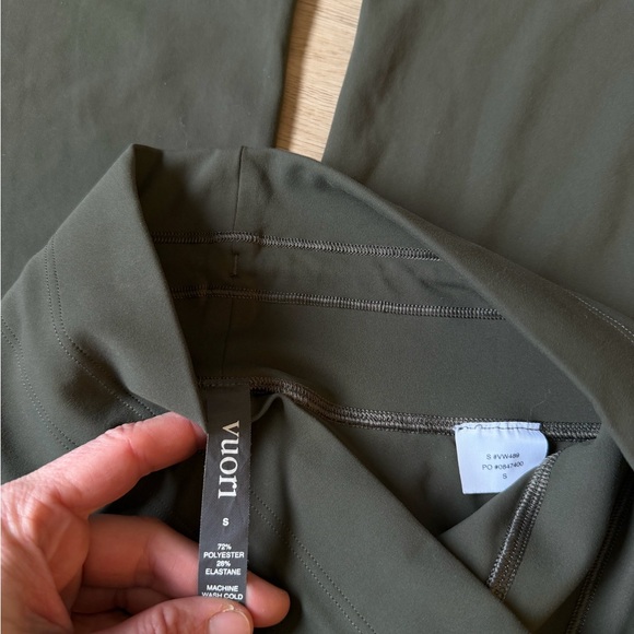NWOT vuori daily wide leg leggings - Picture 4 of 4